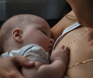 Grija maternă – ce contribuie la sănătatea florei intestinale a bebelușului tău