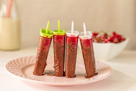 Înghețată dietetică cu ciocolată FiberShake și coacăze
